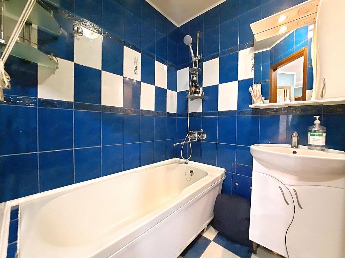 Alex Apartments: Contactless 24/7 Check-in Apartment Poltava